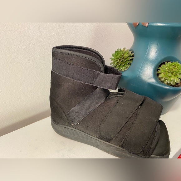 Darco APB Post Op Boot Cast Shoe Diabetic Offloading Foot Ulcer size S - Picture 2 of 6